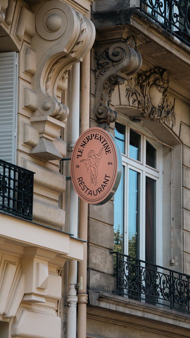 Pedál spojky je divný? Co může znamenat