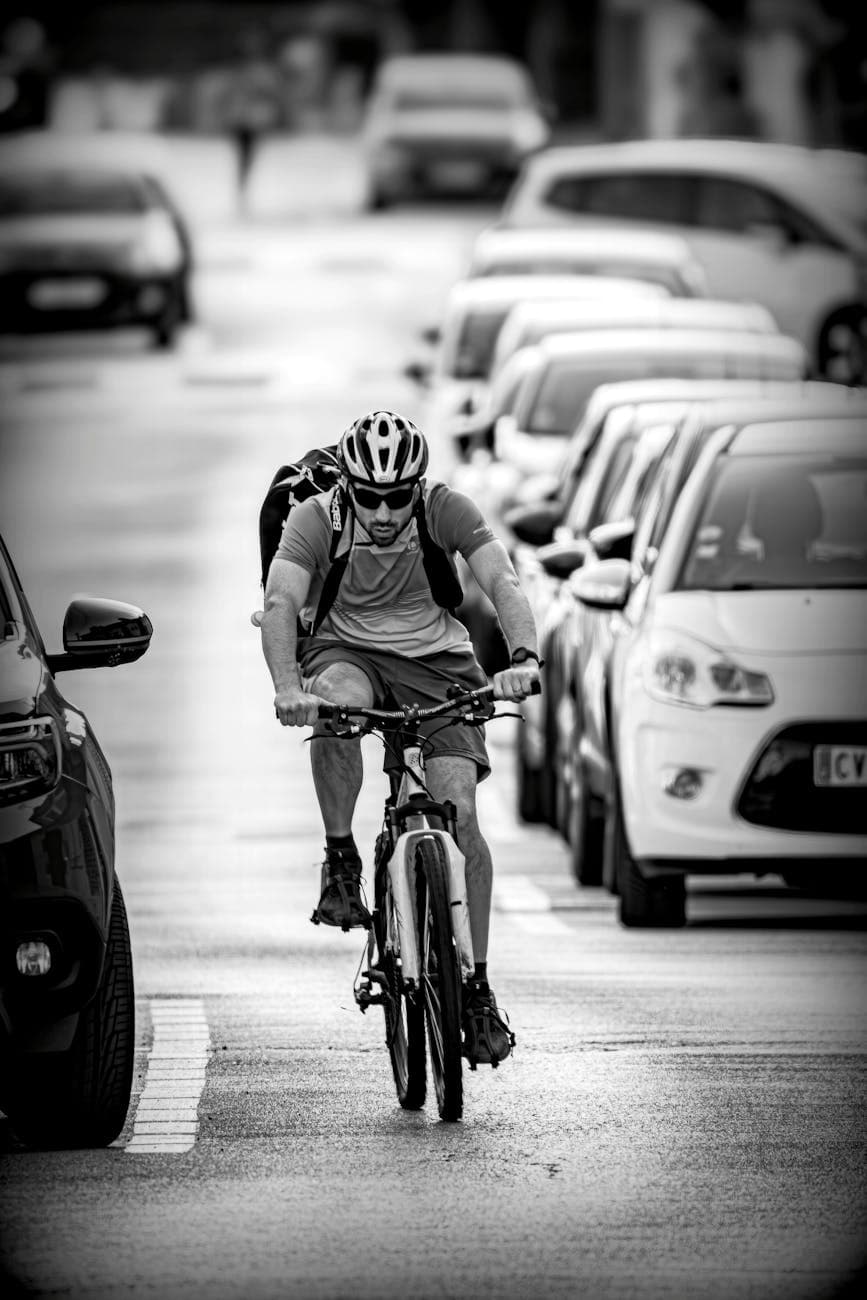 Sbíhavost kol: jak poznat problém při jízdě